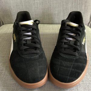 Black Puma Sneakers